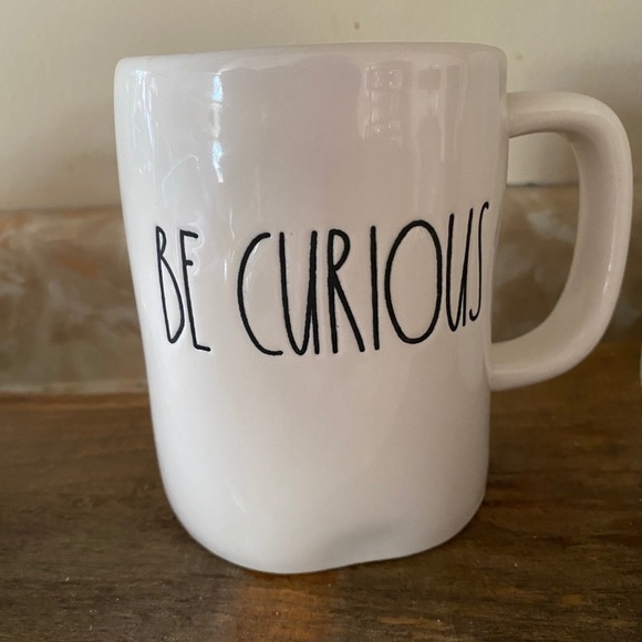 RAE DUNN/MAGENTA collaborated mugs. - Picture 2 of 3